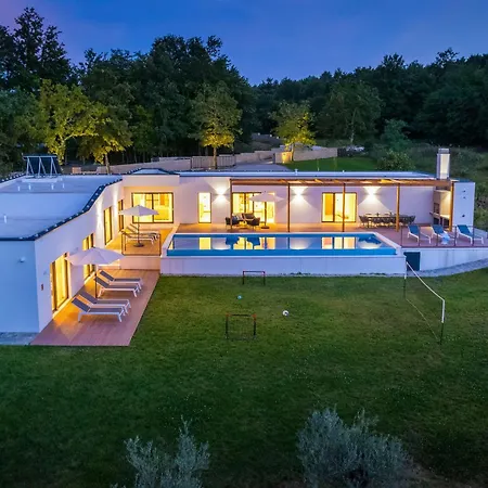 Vila Istria
